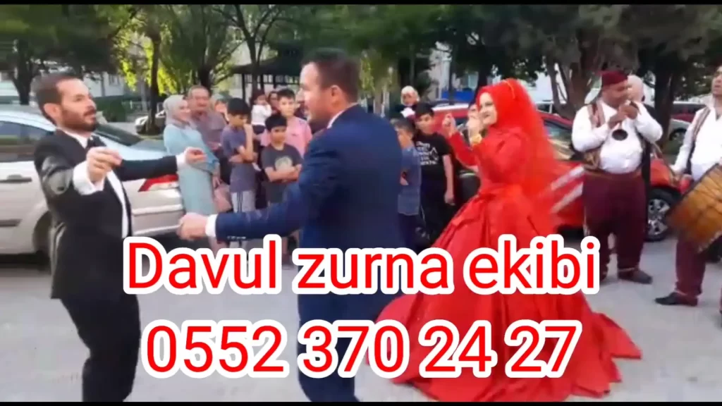 Bayraklı Davul Zurna Ekibi